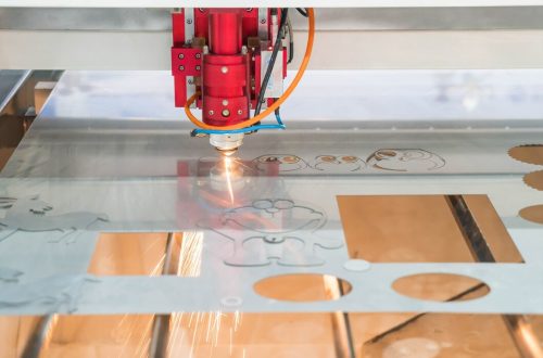 laser-cutting-machine_1339-3306